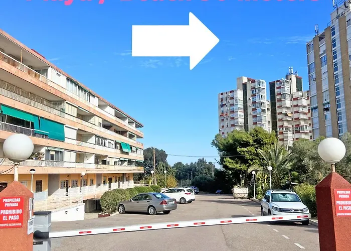 A 100M De La Playa. 2 Hab. A/C