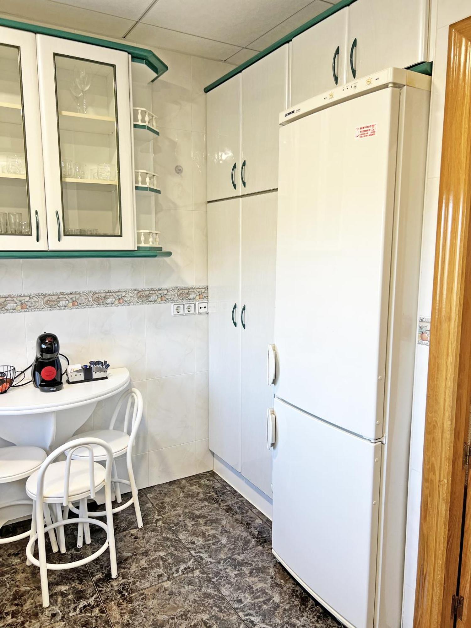 Appartement A 100m De La Playa. 2 Hab. A/c Alicante